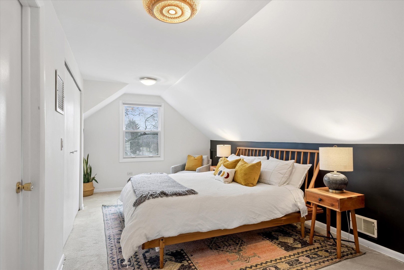 927 N Haddow Avenue, Arlington Heights, IL 60004