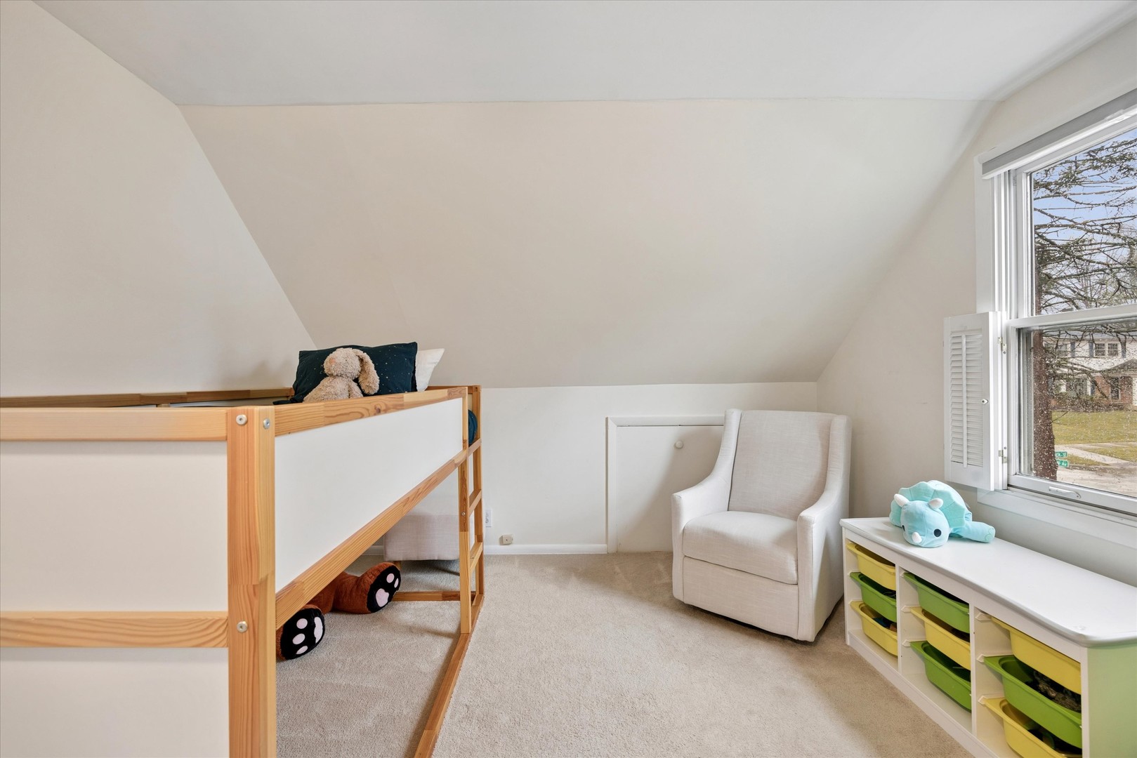 927 N Haddow Avenue, Arlington Heights, IL 60004