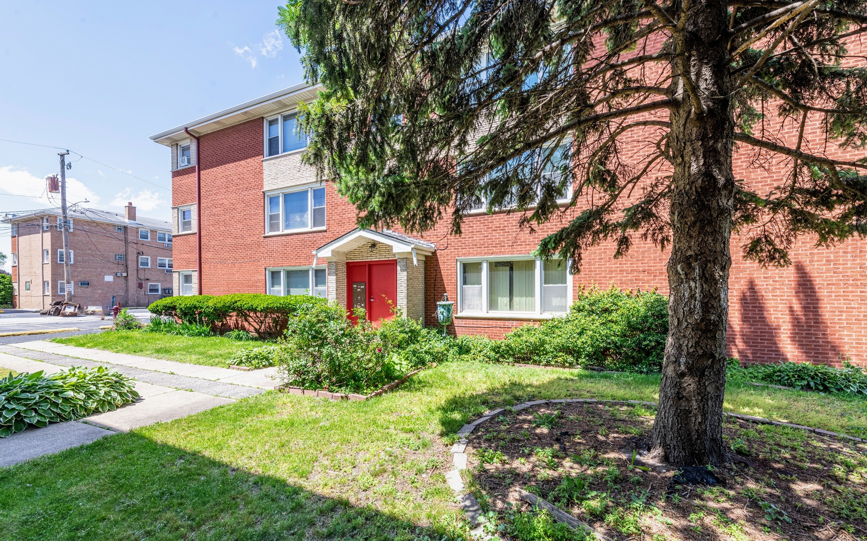 12926 Page Court, Blue Island, IL 60406