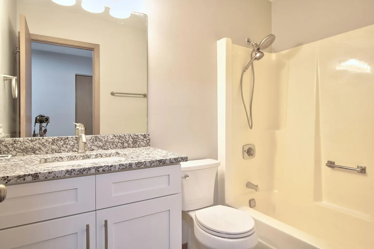 1741 Tufts Court, Naperville, IL 60565