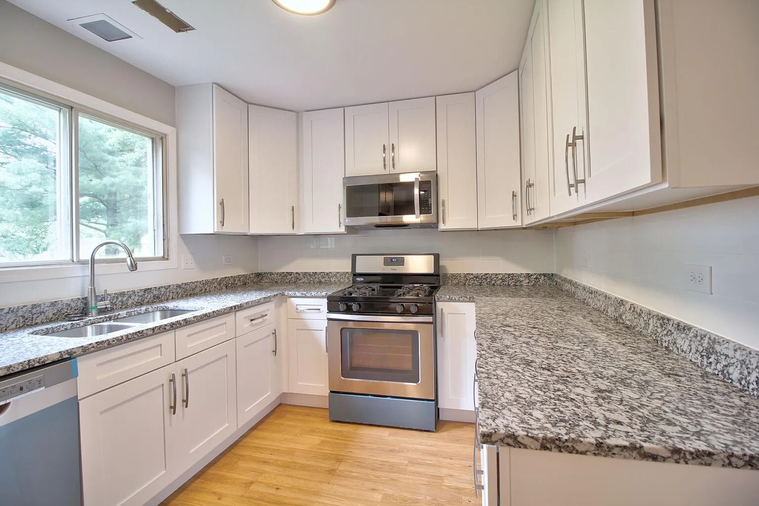 1741 Tufts Court, Naperville, IL 60565