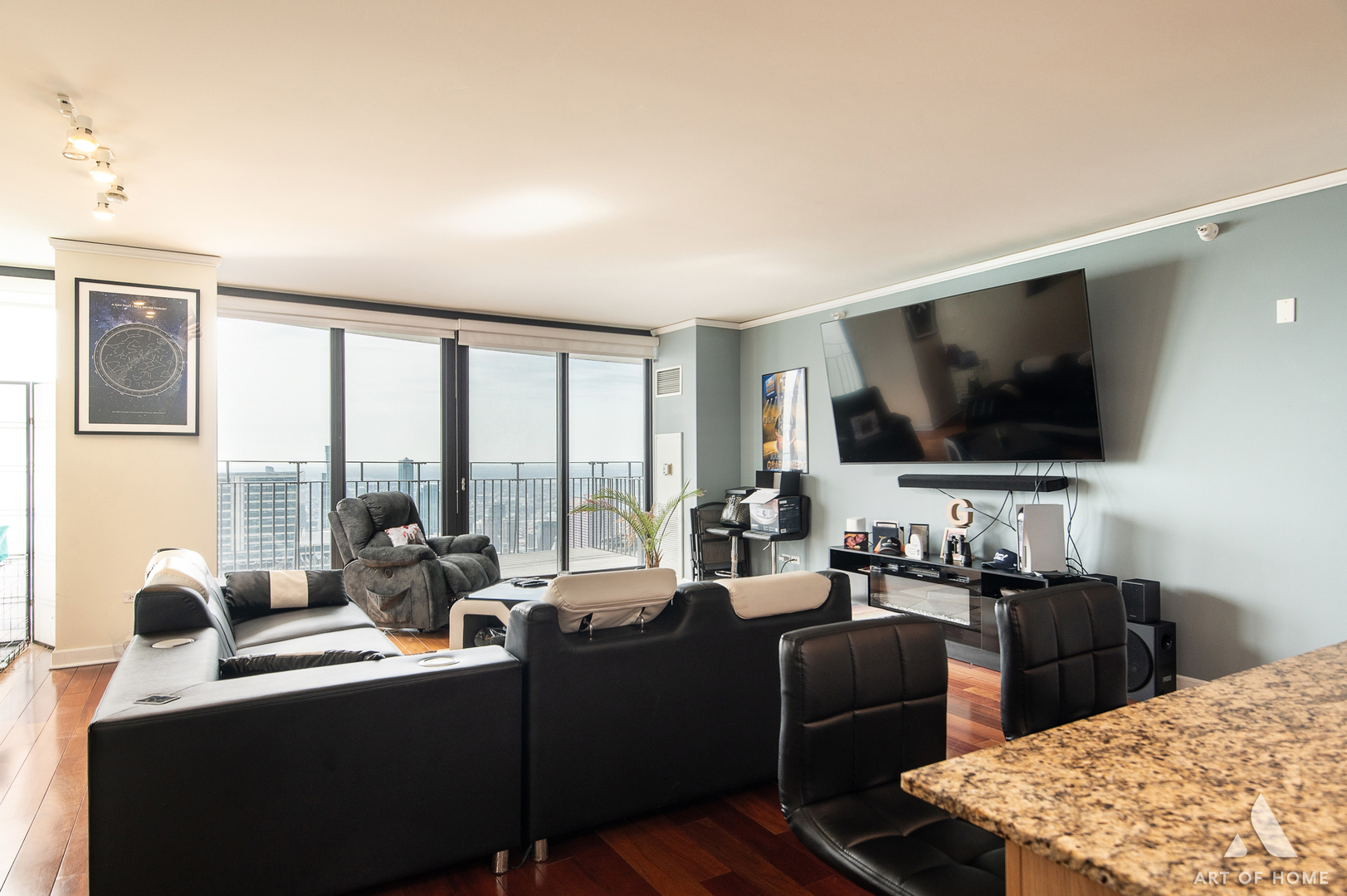 225 N Columbus Drive #7808, Chicago, IL 60601