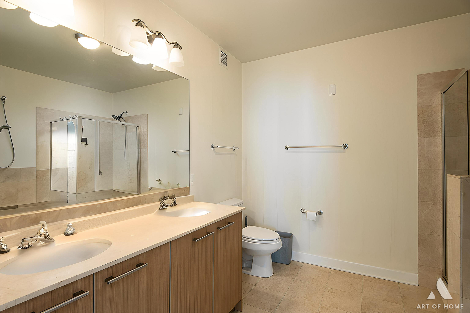 225 N Columbus Drive #7808, Chicago, IL 60601