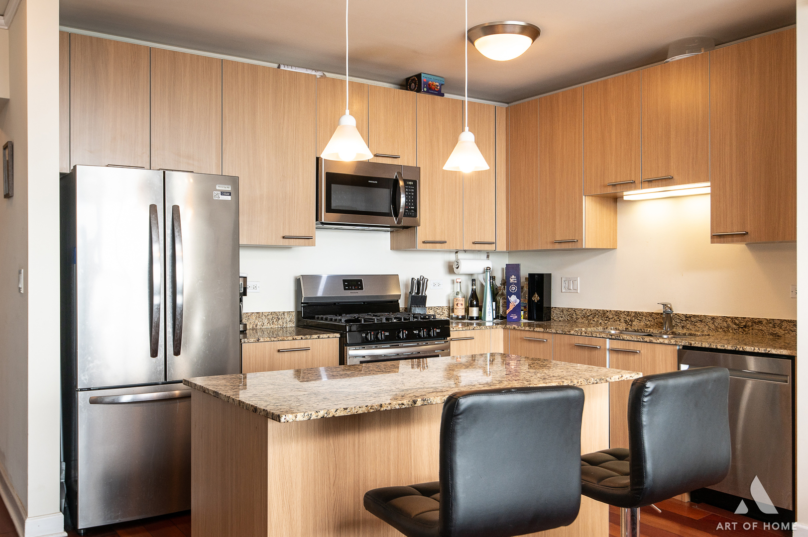 225 N Columbus Drive #7808, Chicago, IL 60601