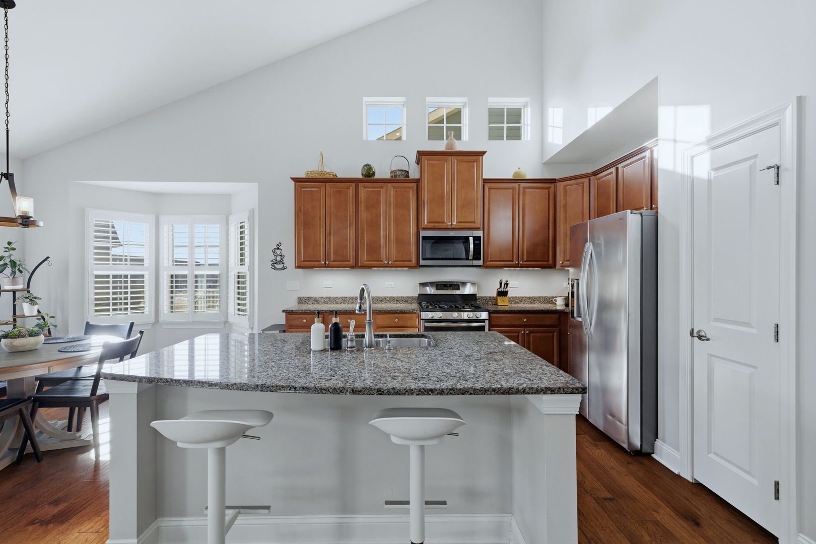 3813 Ridge Pointe Drive, Geneva, IL 60134