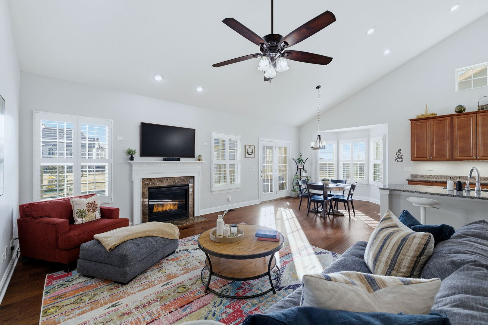 3813 Ridge Pointe Drive, Geneva, IL 60134