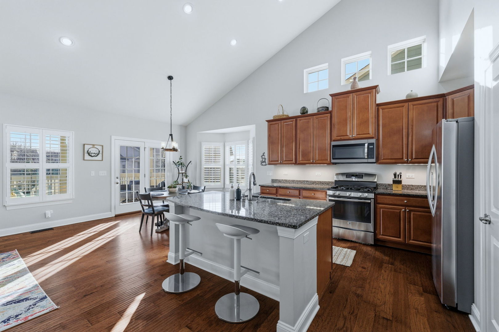 3813 Ridge Pointe Drive, Geneva, IL 60134