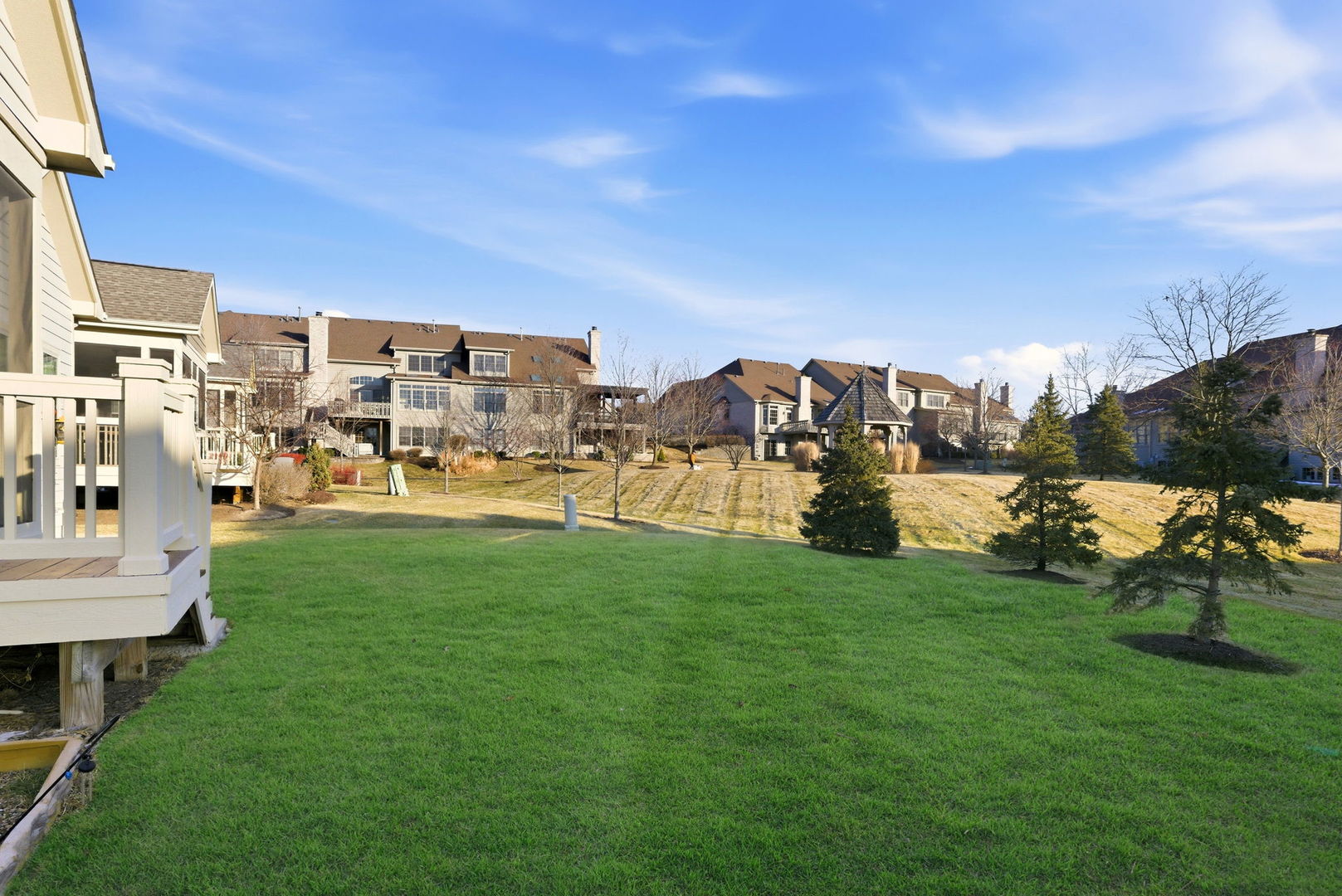 3813 Ridge Pointe Drive, Geneva, IL 60134