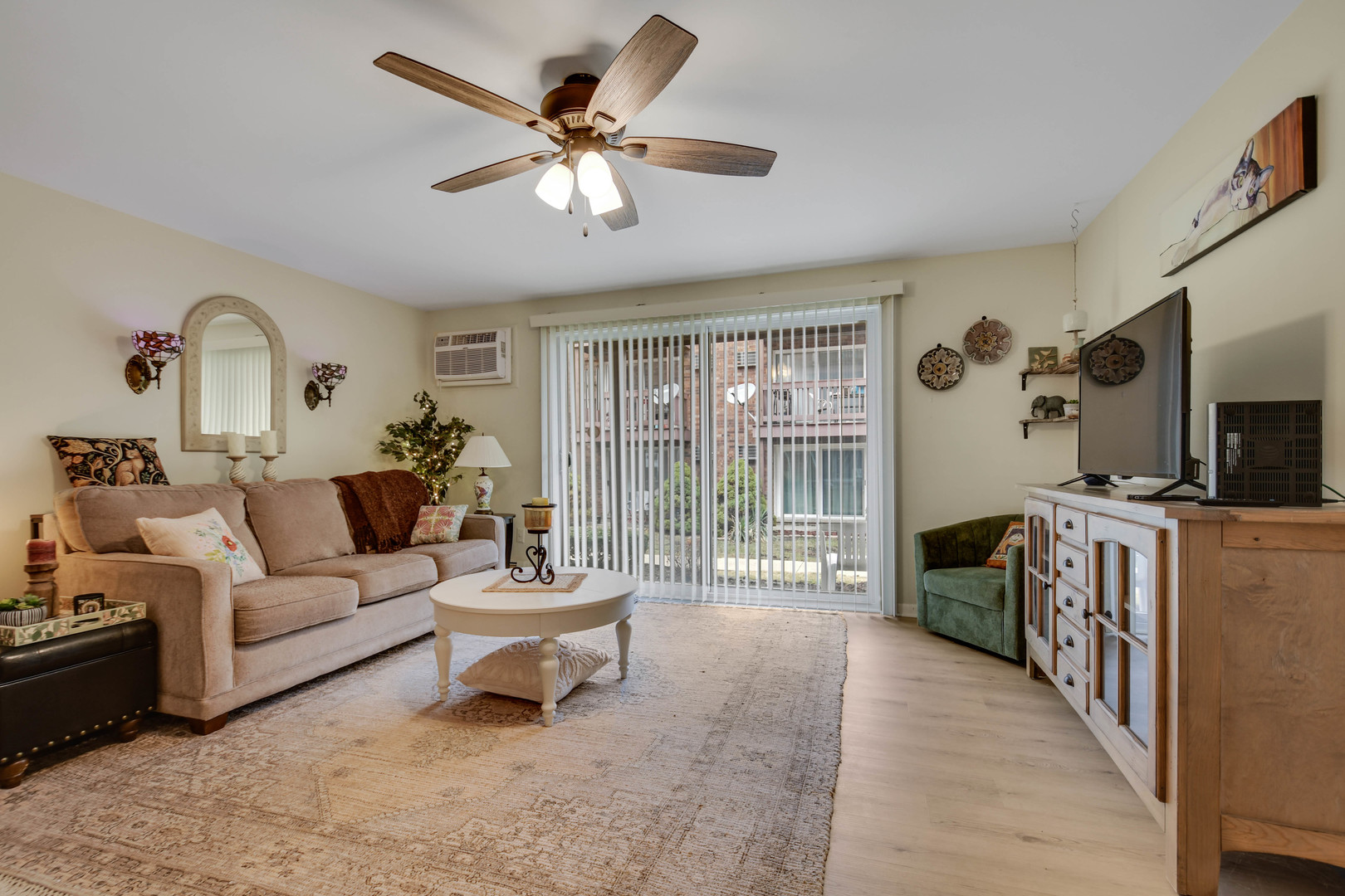 14810 Kilpatrick Avenue #6E, Midlothian, IL 60445