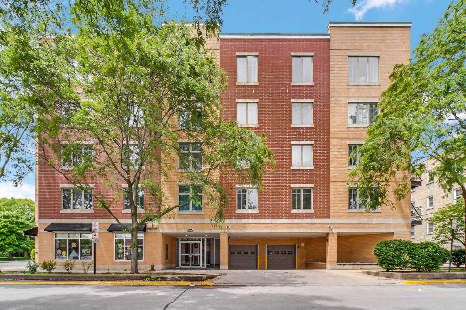 8000 Kilpatrick Avenue #3F, Skokie, IL 60076