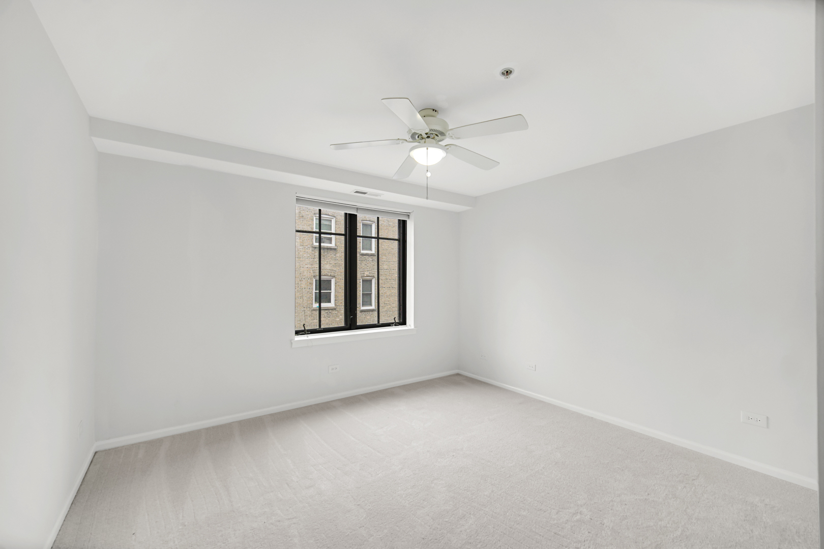 8000 Kilpatrick Avenue #3F, Skokie, IL 60076