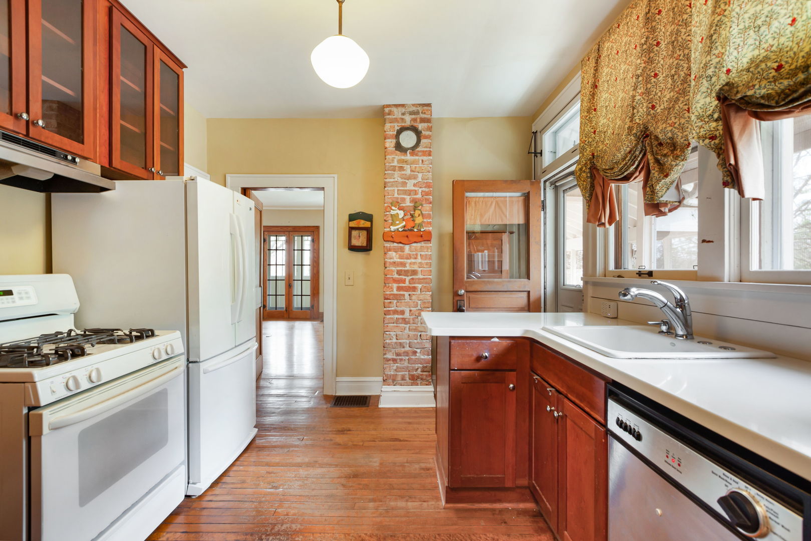 23780 N Hess Drive, Cary, IL 60013