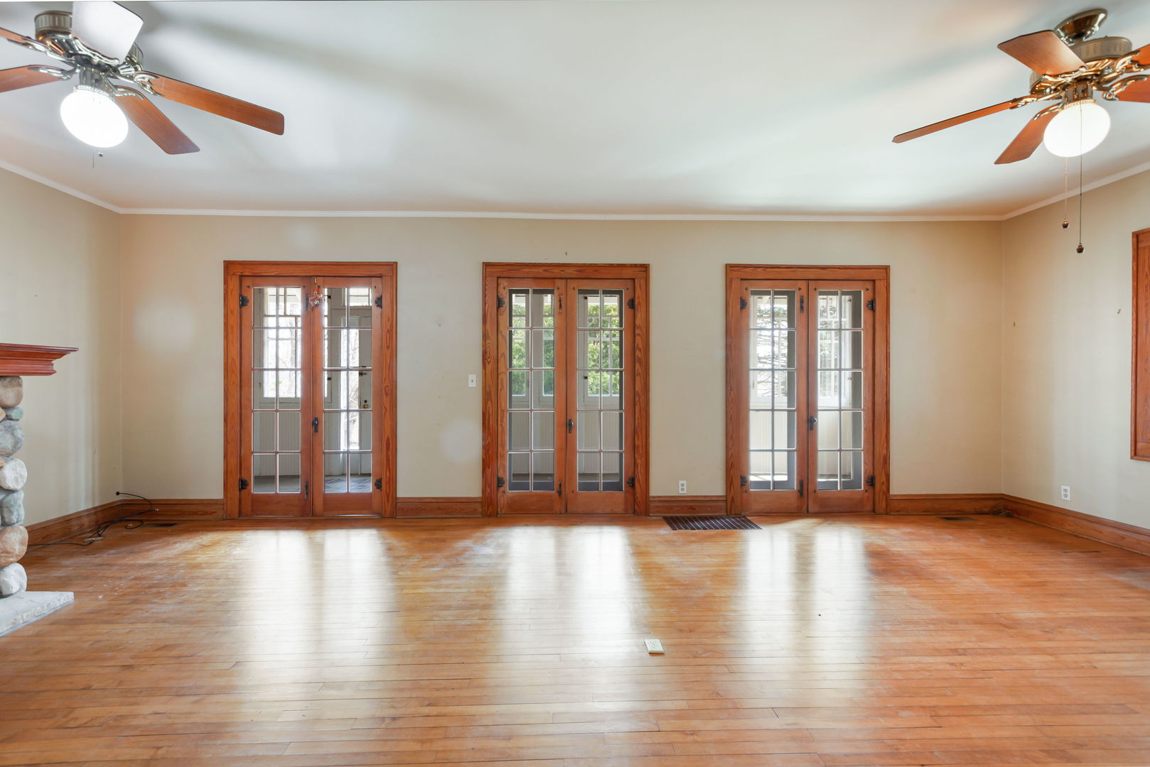 23780 N Hess Drive, Cary, IL 60013