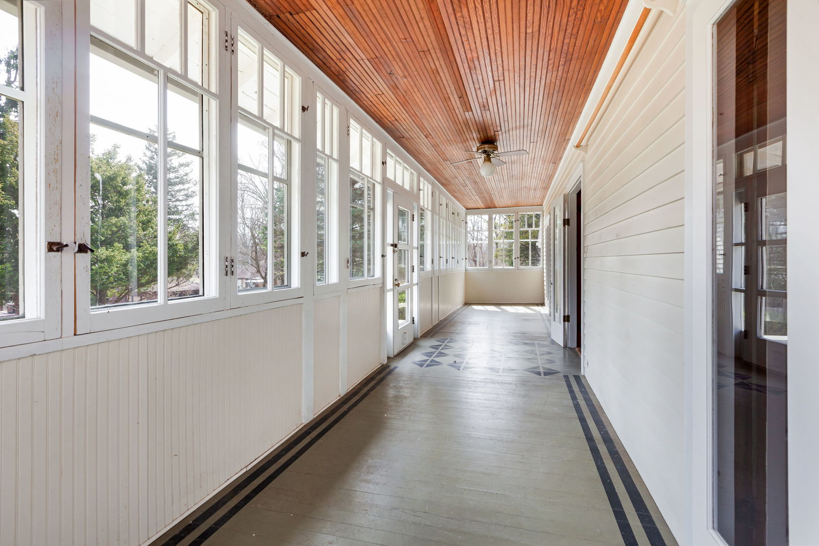 23780 N Hess Drive, Cary, IL 60013