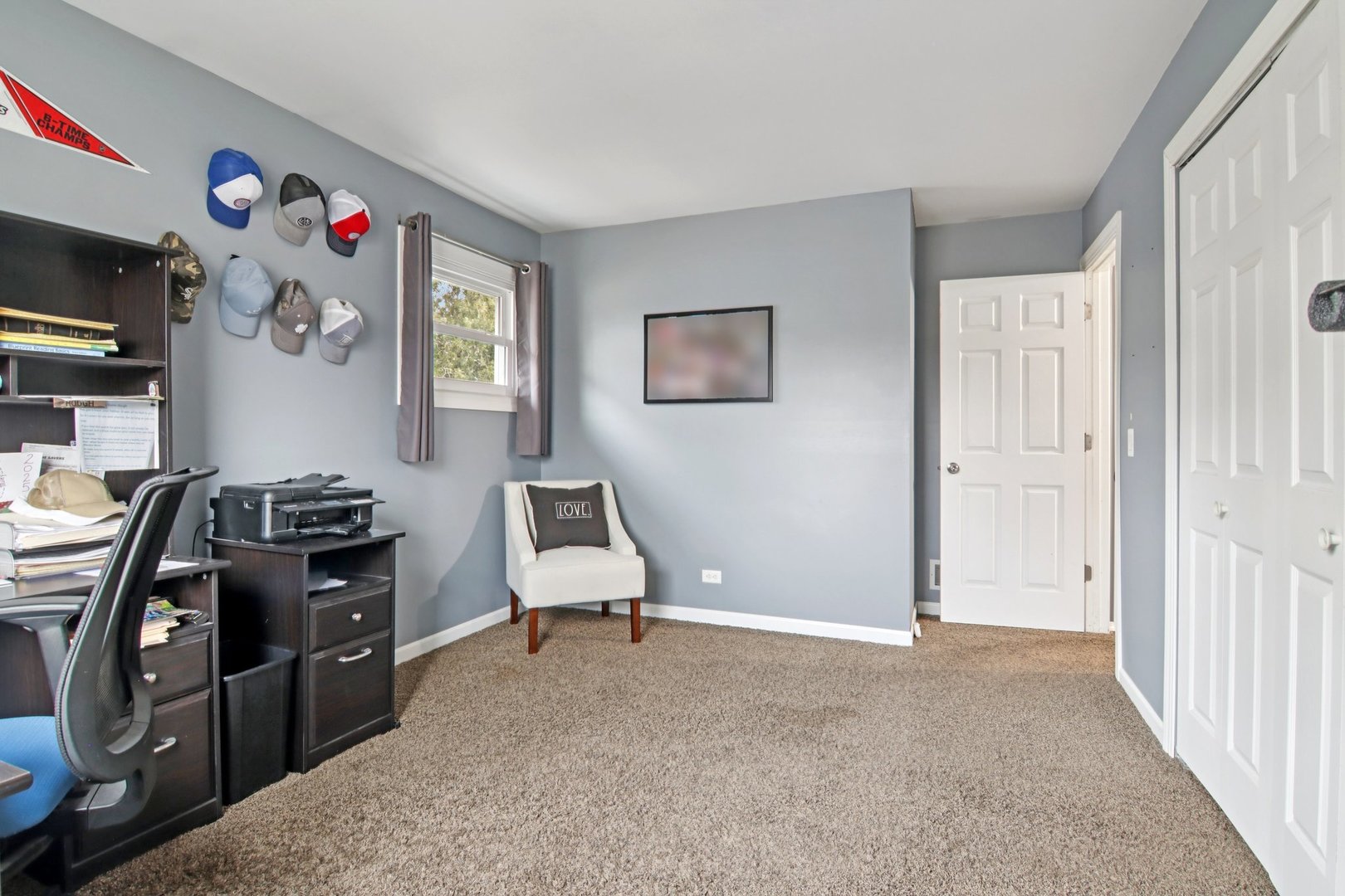 1811 Longmeadow Drive, Lindenhurst, IL 60046