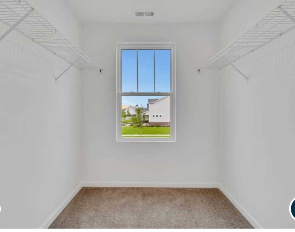 529 Wolverine Drive, Aurora, IL 60502