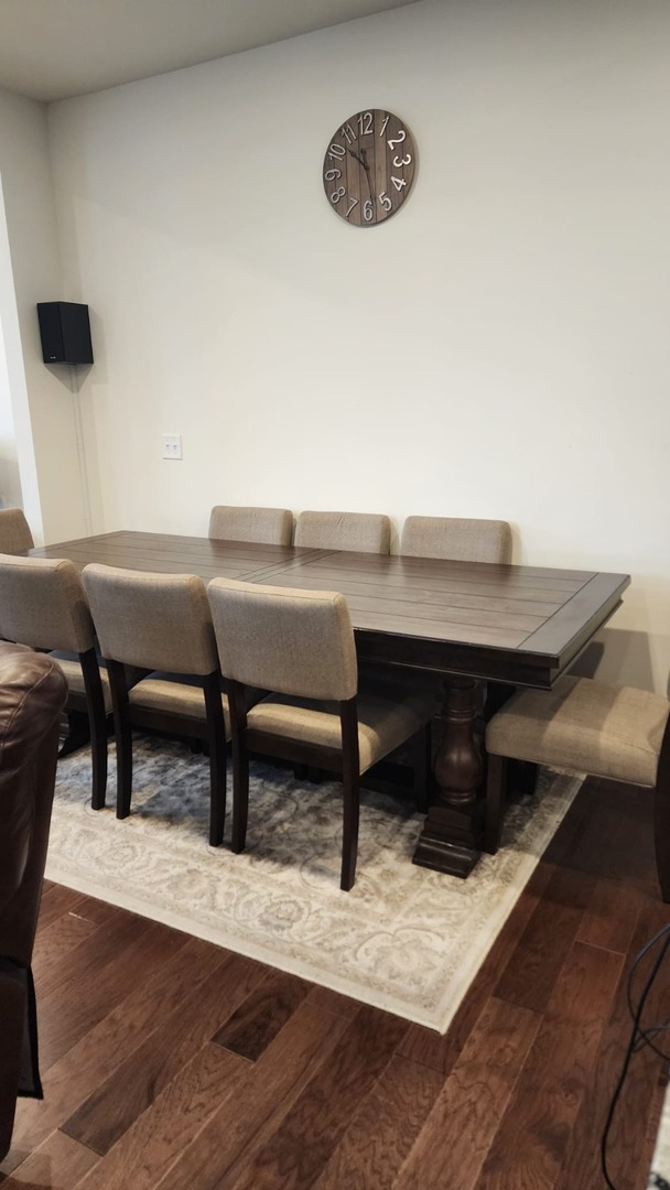 529 Wolverine Drive, Aurora, IL 60502