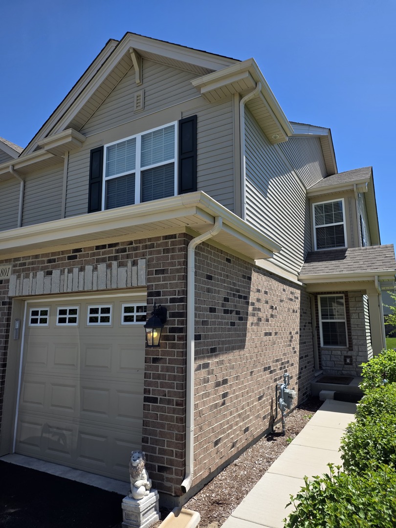 1801 Turtle Creek Drive, Aurora, IL 60503