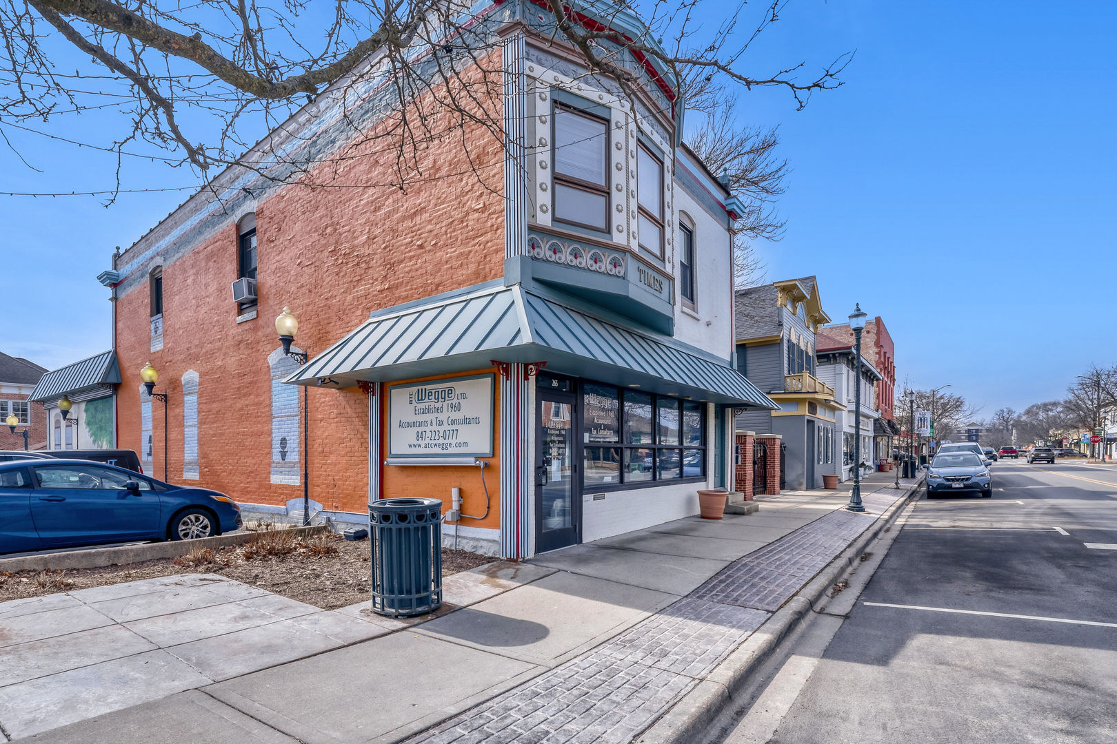 11 S Lake Street, Grayslake, IL 60030