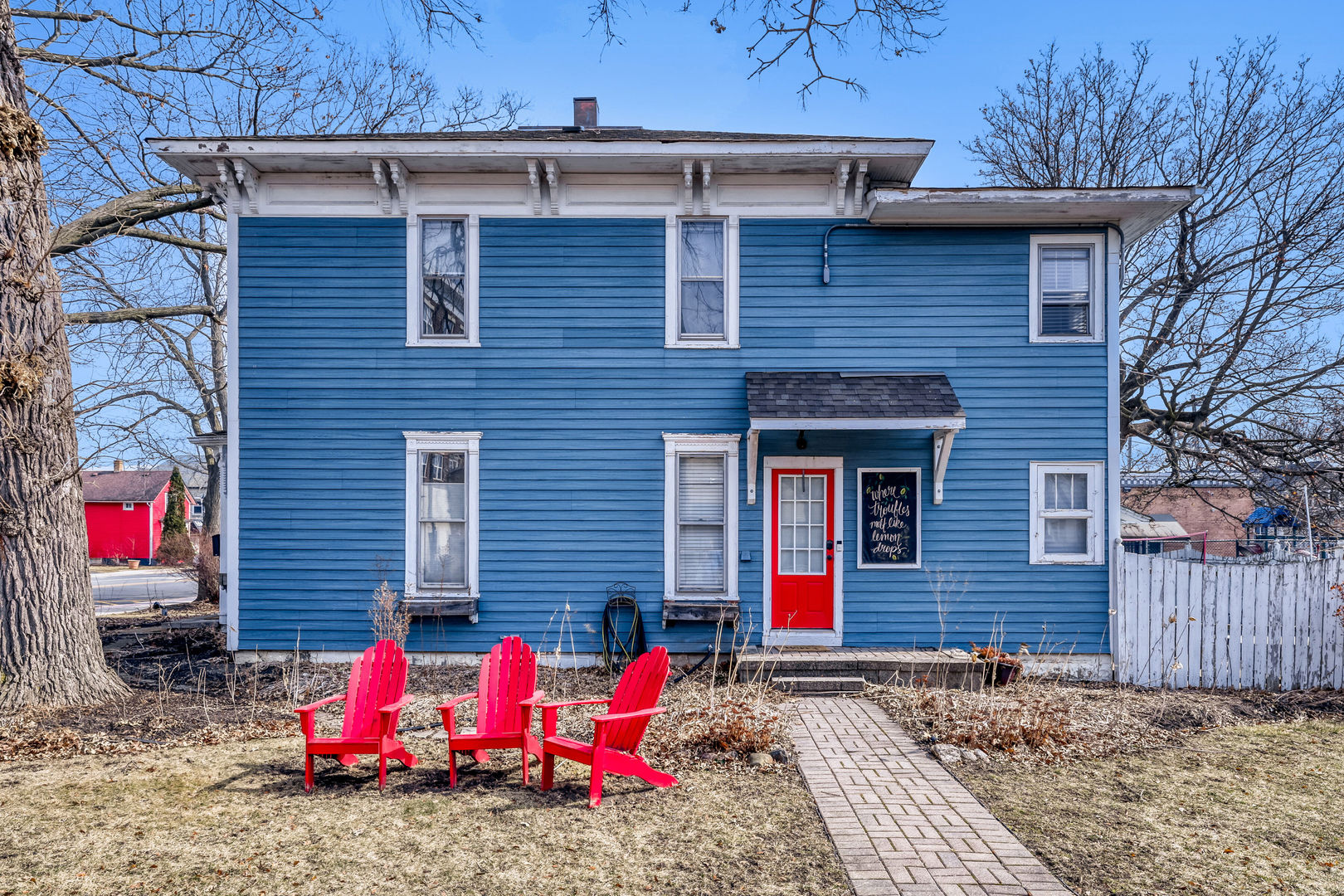 11 S Lake Street, Grayslake, IL 60030