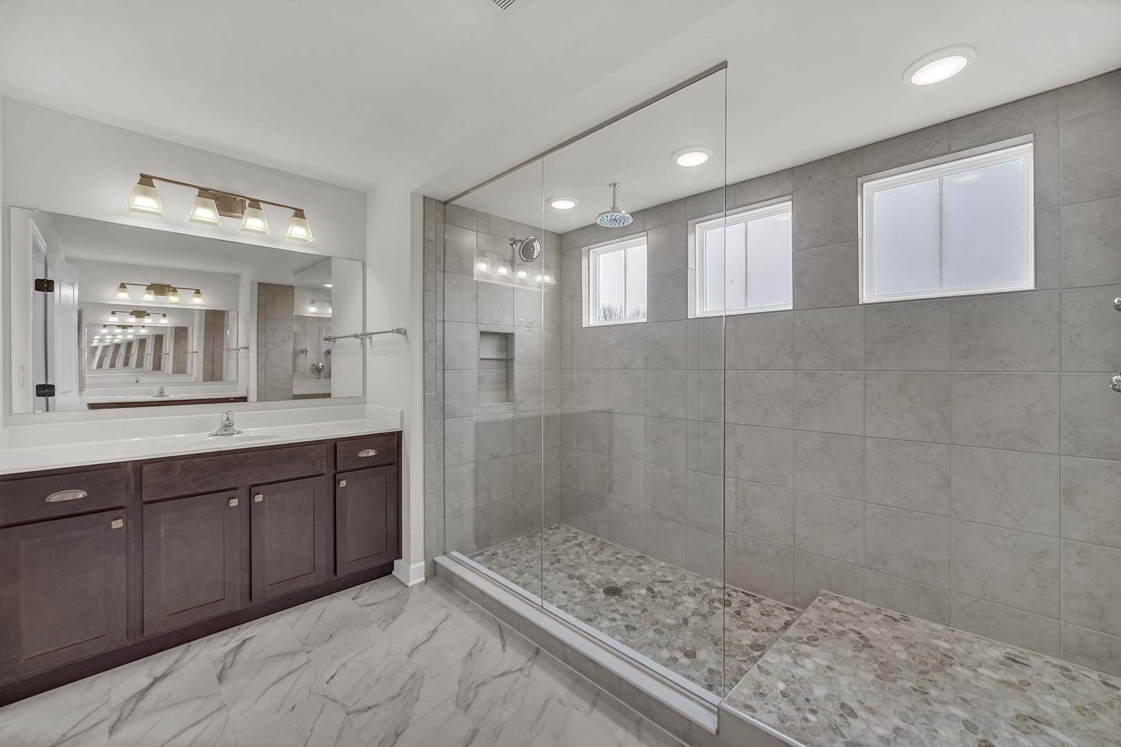 25 Commons Circle, Hawthorn Woods, IL 60047