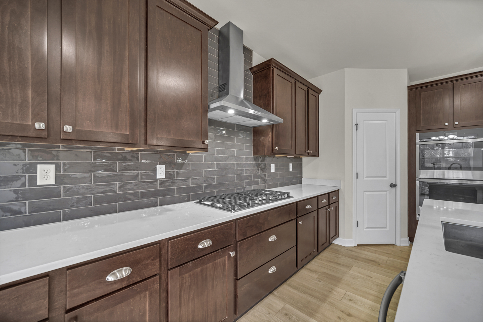 25 Commons Circle, Hawthorn Woods, IL 60047