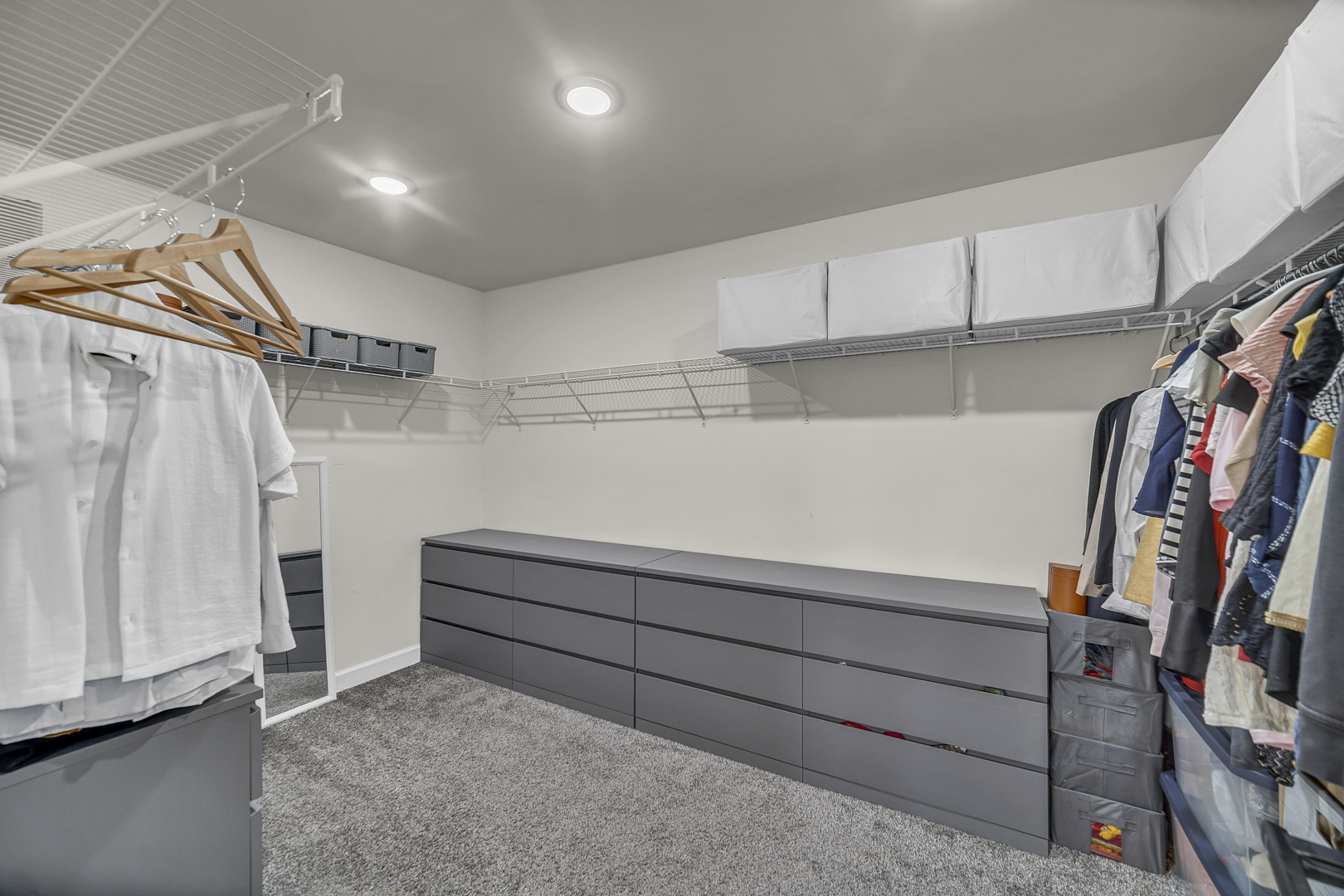 25 Commons Circle, Hawthorn Woods, IL 60047