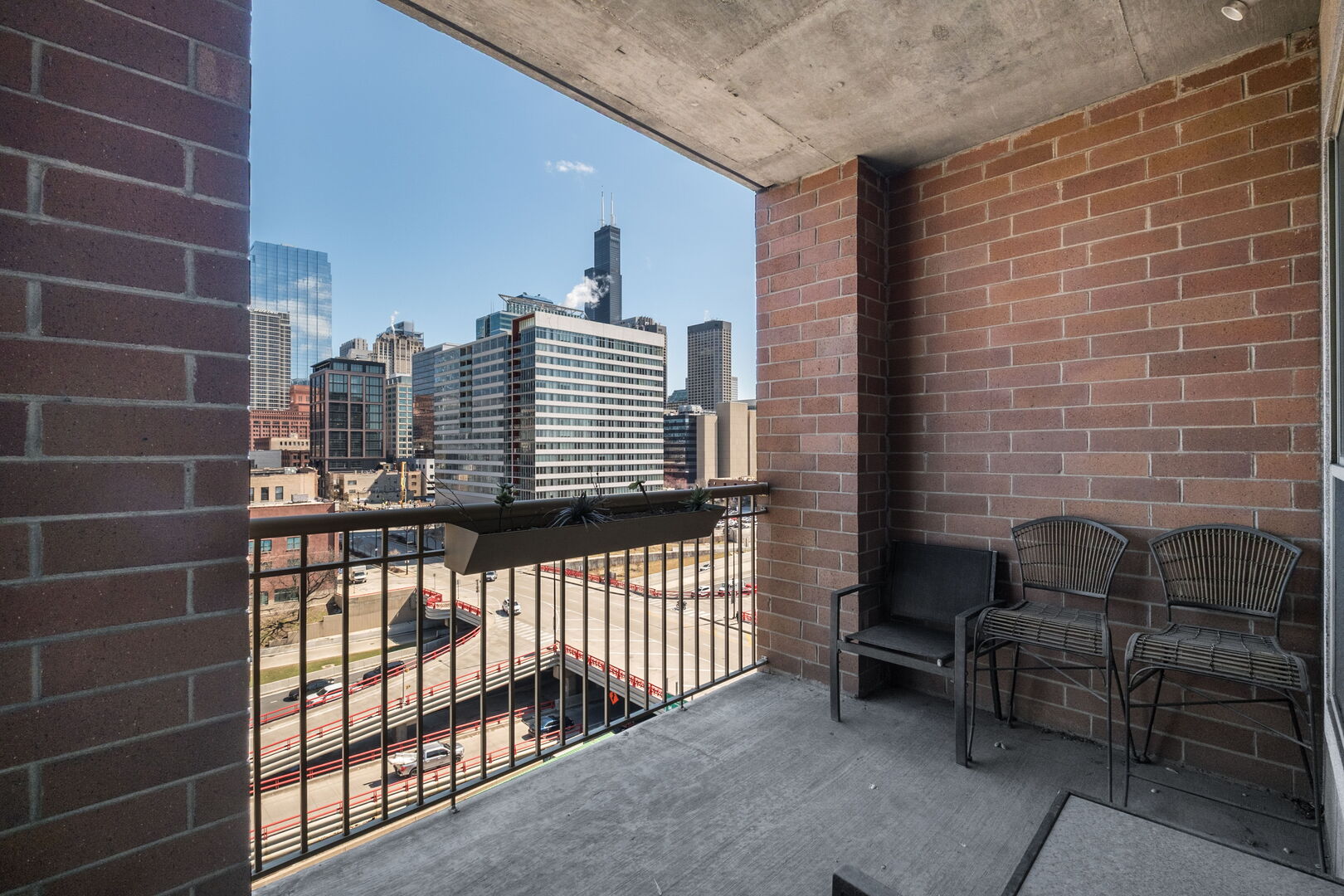 720 W RANDOLPH Street #905, Chicago, IL 60661