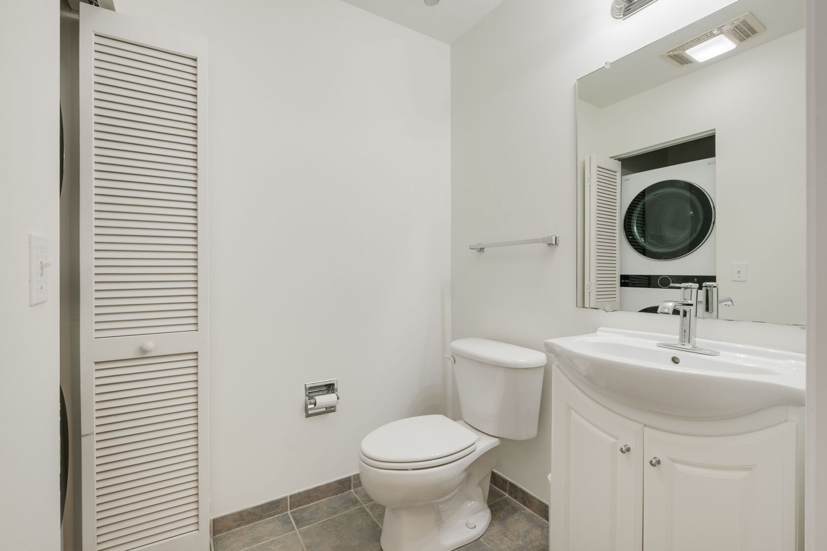 720 W RANDOLPH Street #905, Chicago, IL 60661