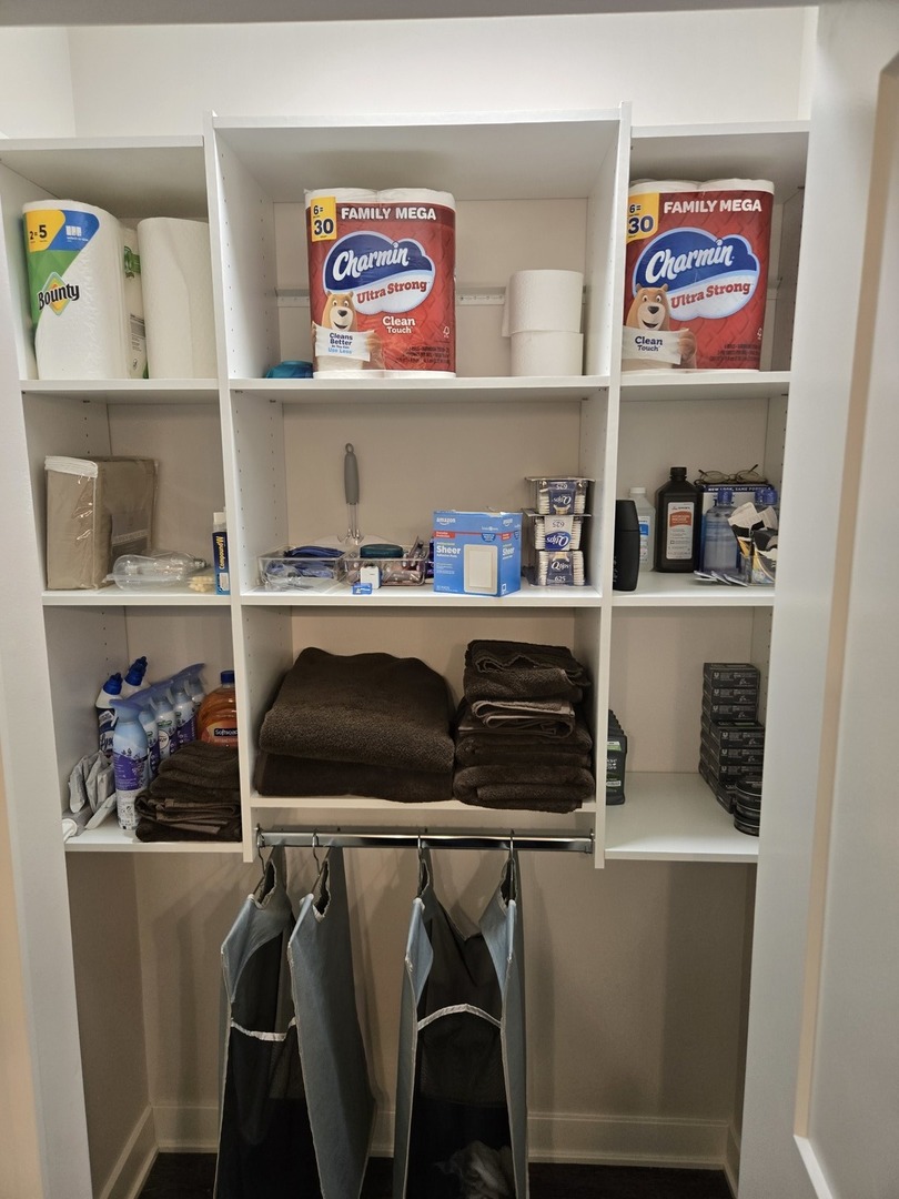 927 Treeline Court, Lockport, IL 60441