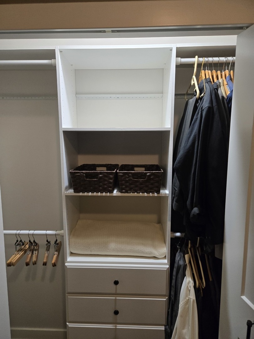 927 Treeline Court, Lockport, IL 60441