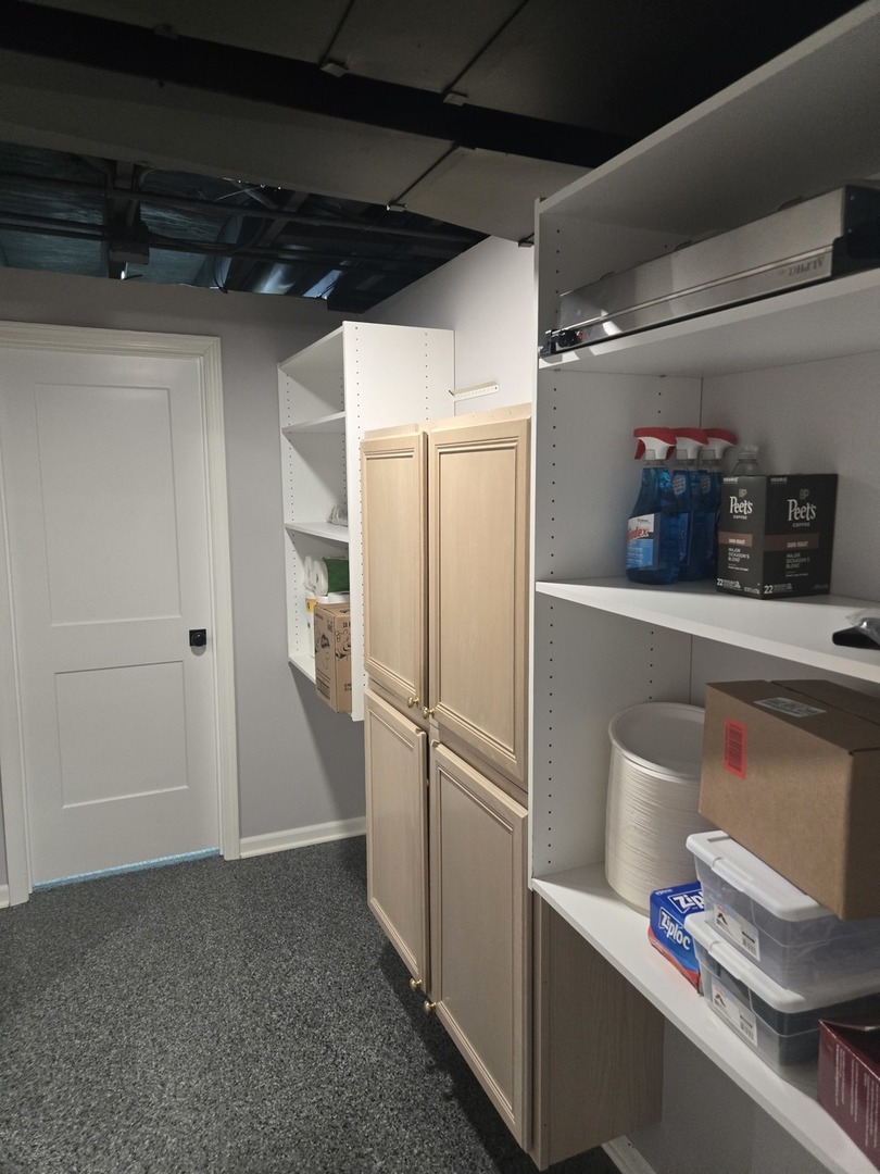 927 Treeline Court, Lockport, IL 60441