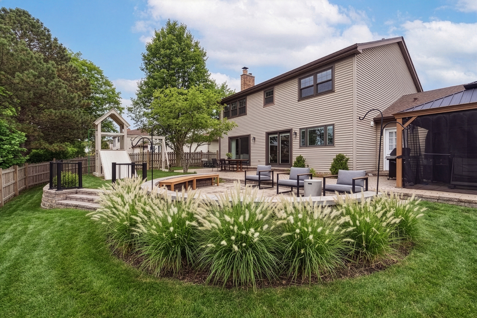 657 W Revere Lane, Palatine, IL 60067