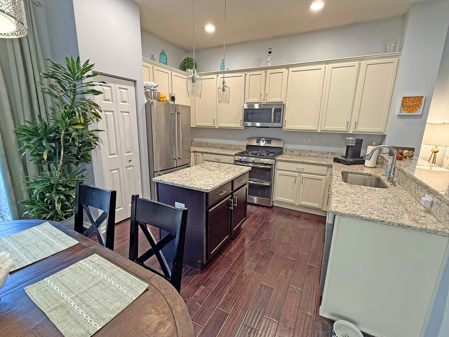 10612 W 154th Street, Orland Park, IL 60462