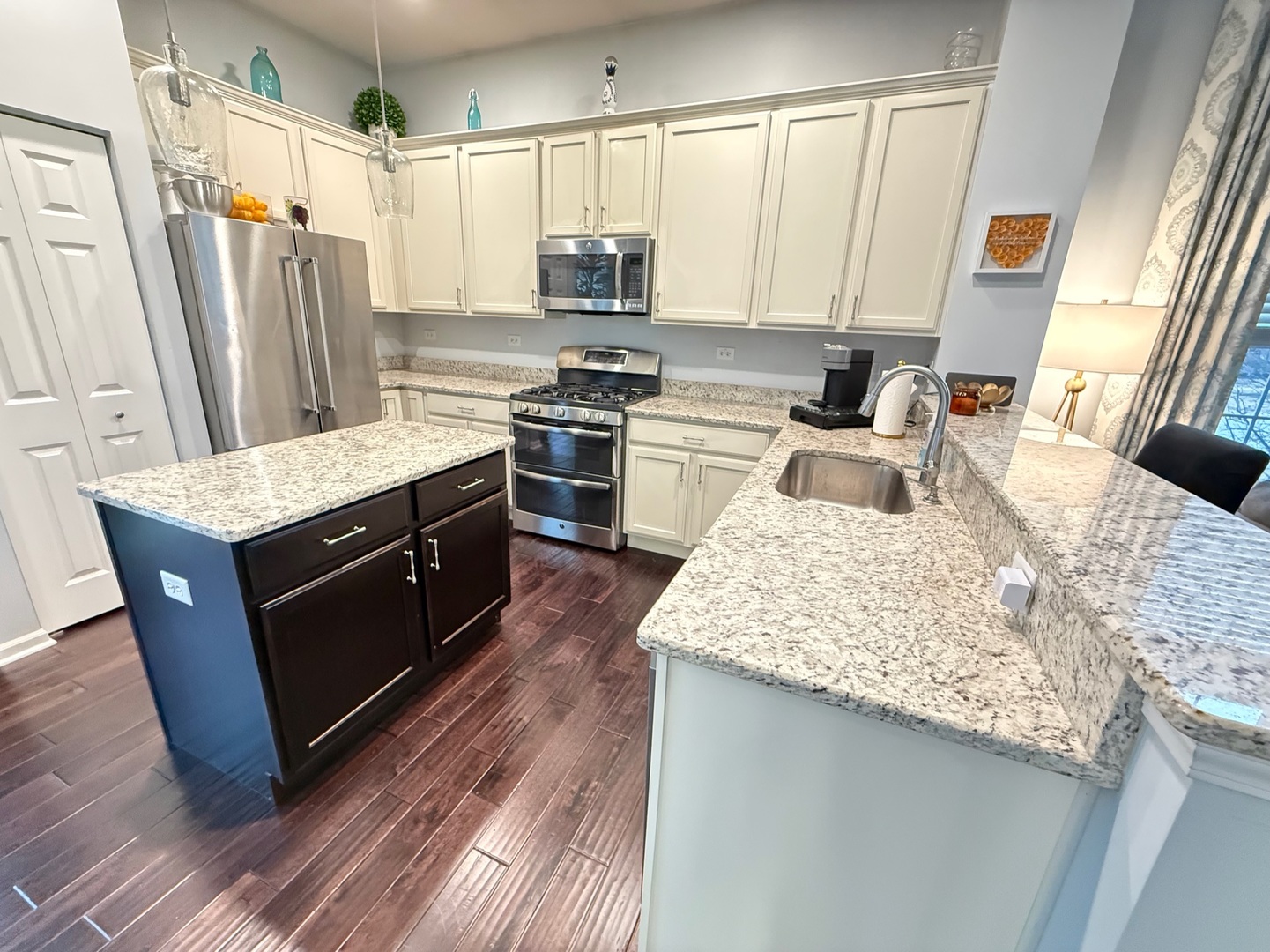 10612 W 154th Street, Orland Park, IL 60462