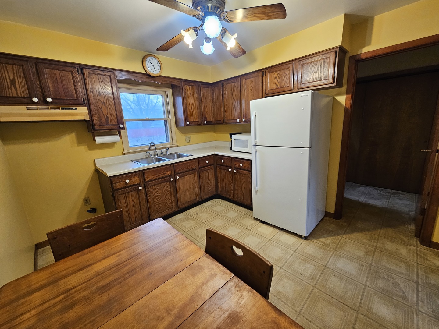 4804 Willow Lane, McHenry, IL 60050