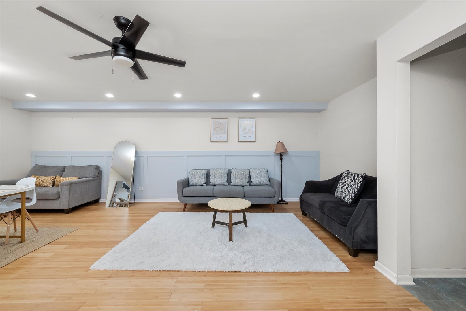 415 S Maple Avenue #202, Oak Park, IL 60302