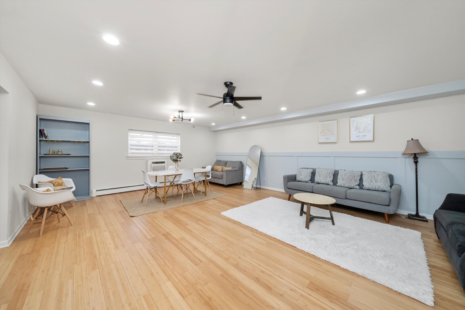 415 S Maple Avenue #202, Oak Park, IL 60302