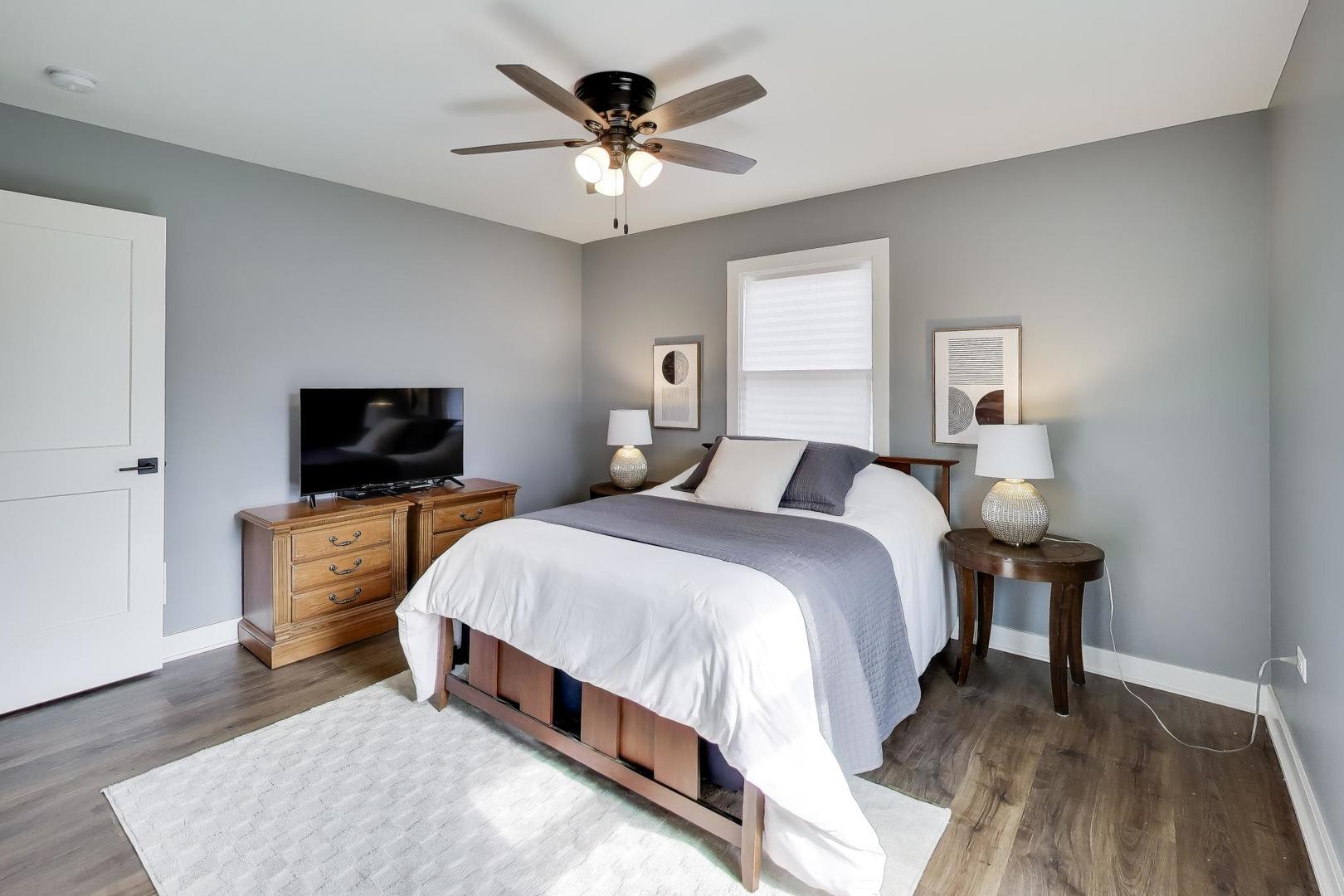 3S700 Delles Road, Naperville, IL 60563