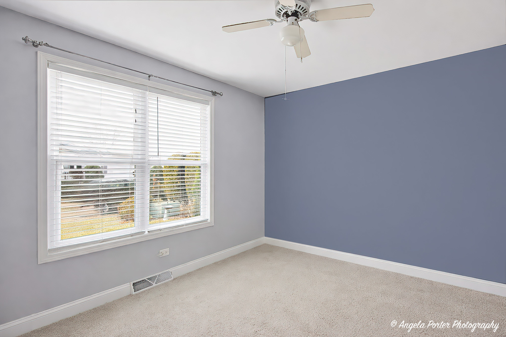 4 Hialeah Court, Grayslake, IL 60030