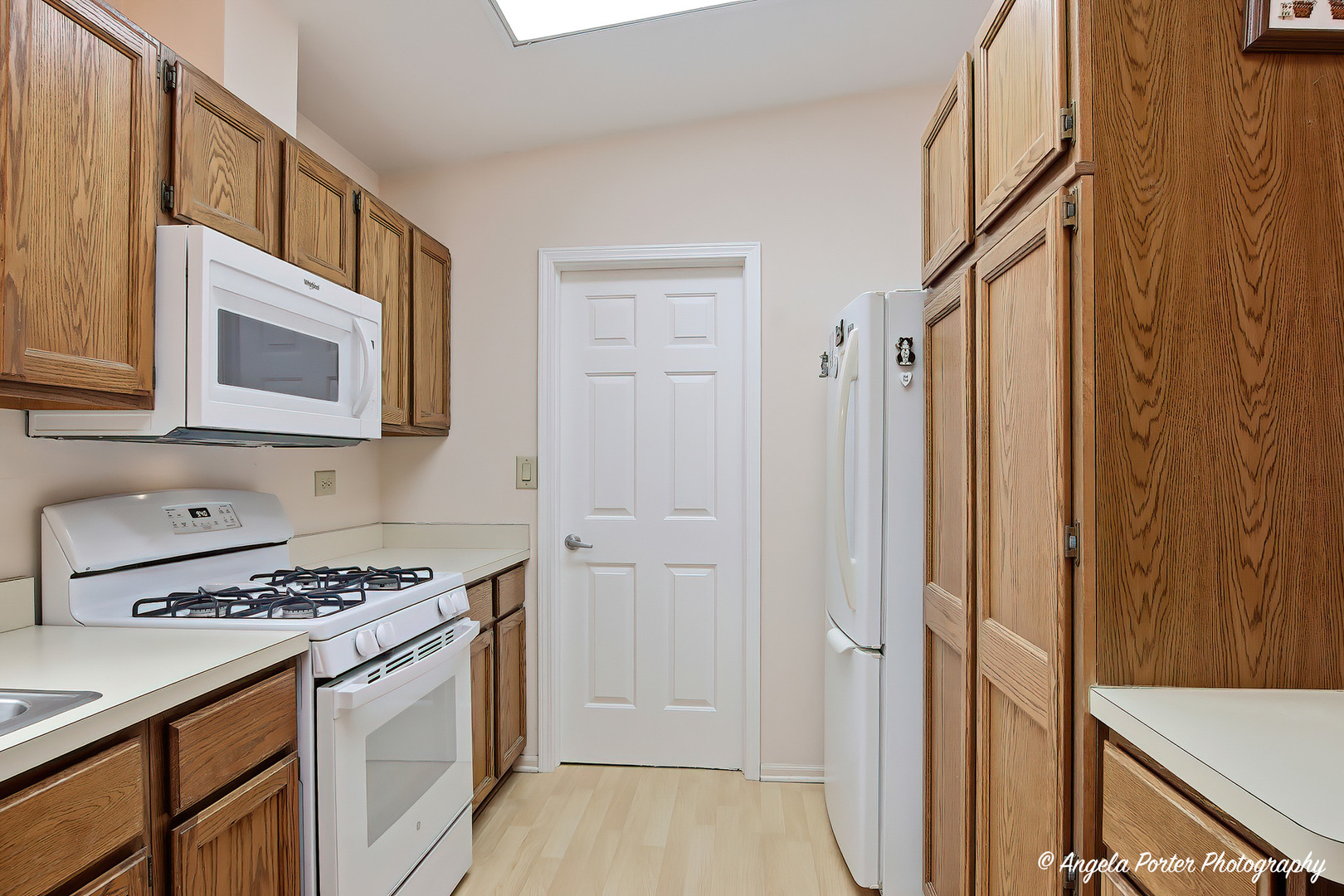 4 Hialeah Court, Grayslake, IL 60030