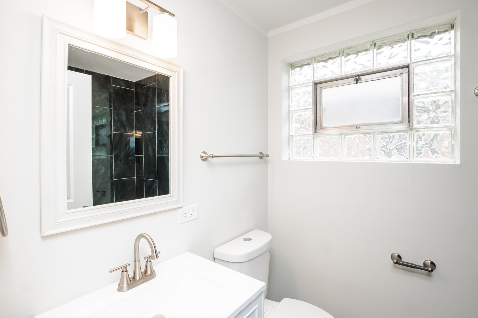 9314 S Vincennes Avenue, Chicago, IL 60620