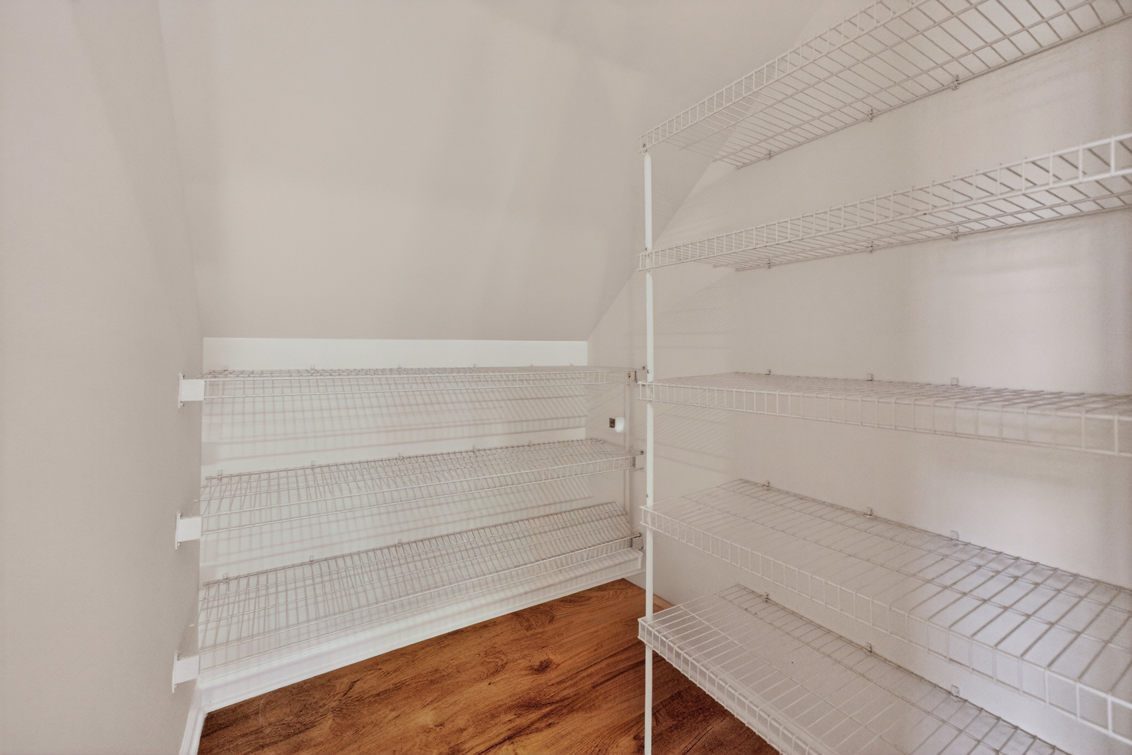 446 cromwell Circle #4, Bartlett, IL 60103