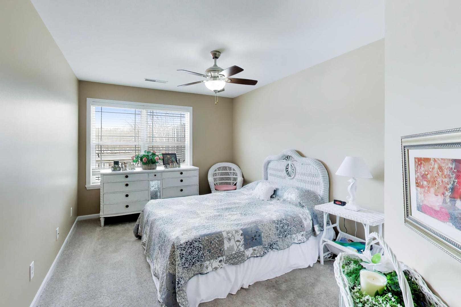 1715 W River Street #1715, Dixon, IL 61021