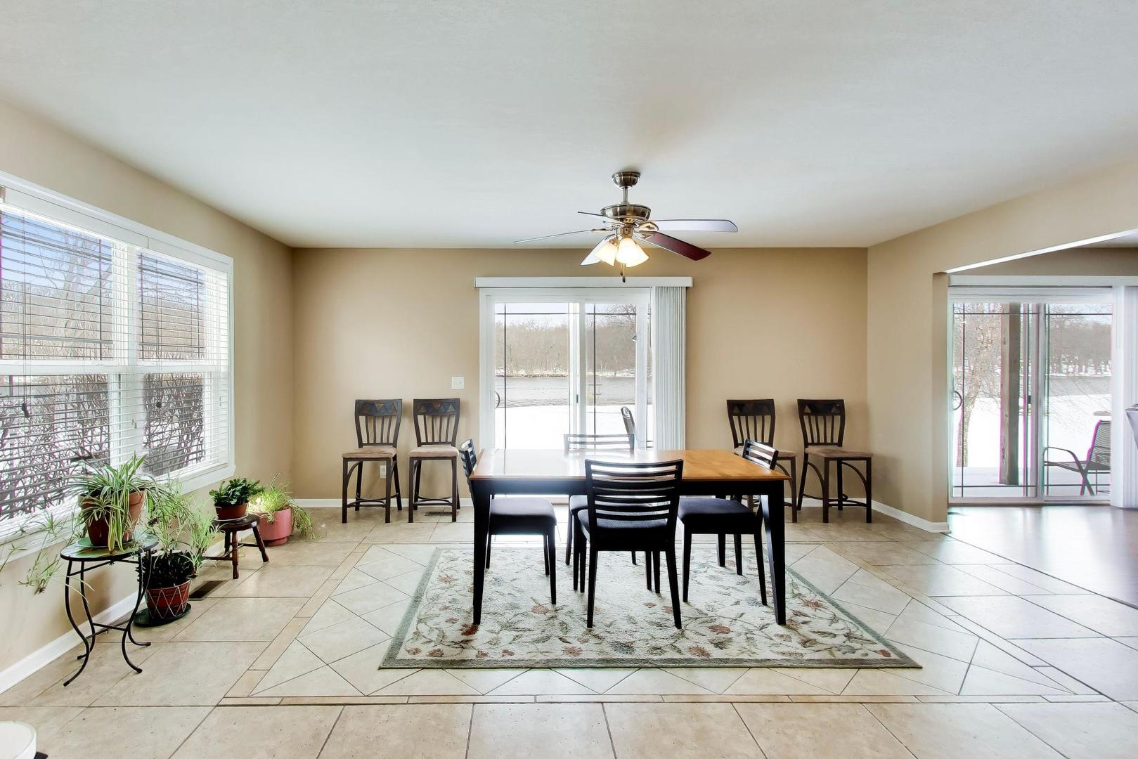 1715 W River Street #1715, Dixon, IL 61021