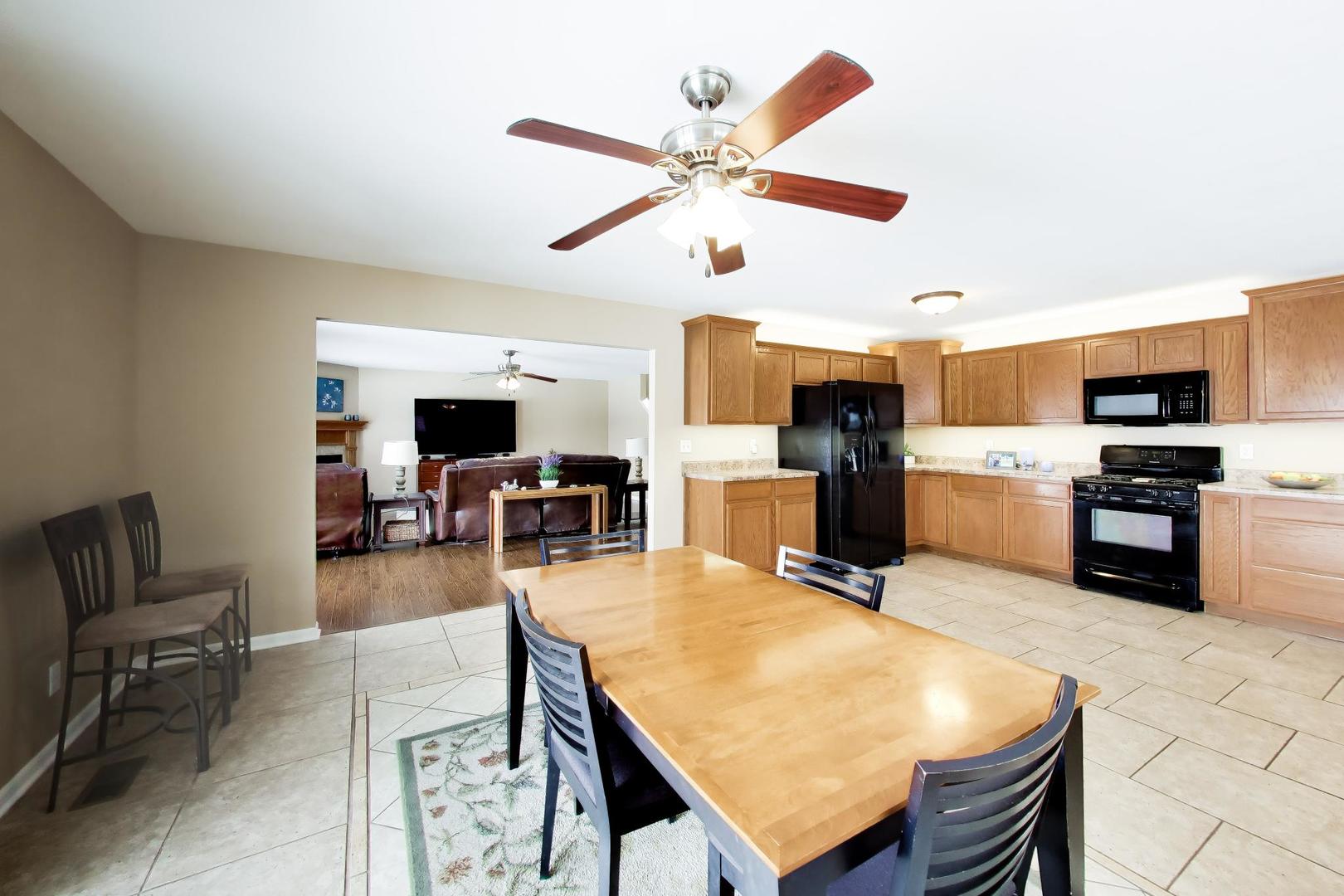 1715 W River Street #1715, Dixon, IL 61021