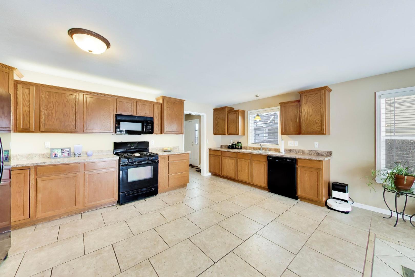 1715 W River Street #1715, Dixon, IL 61021