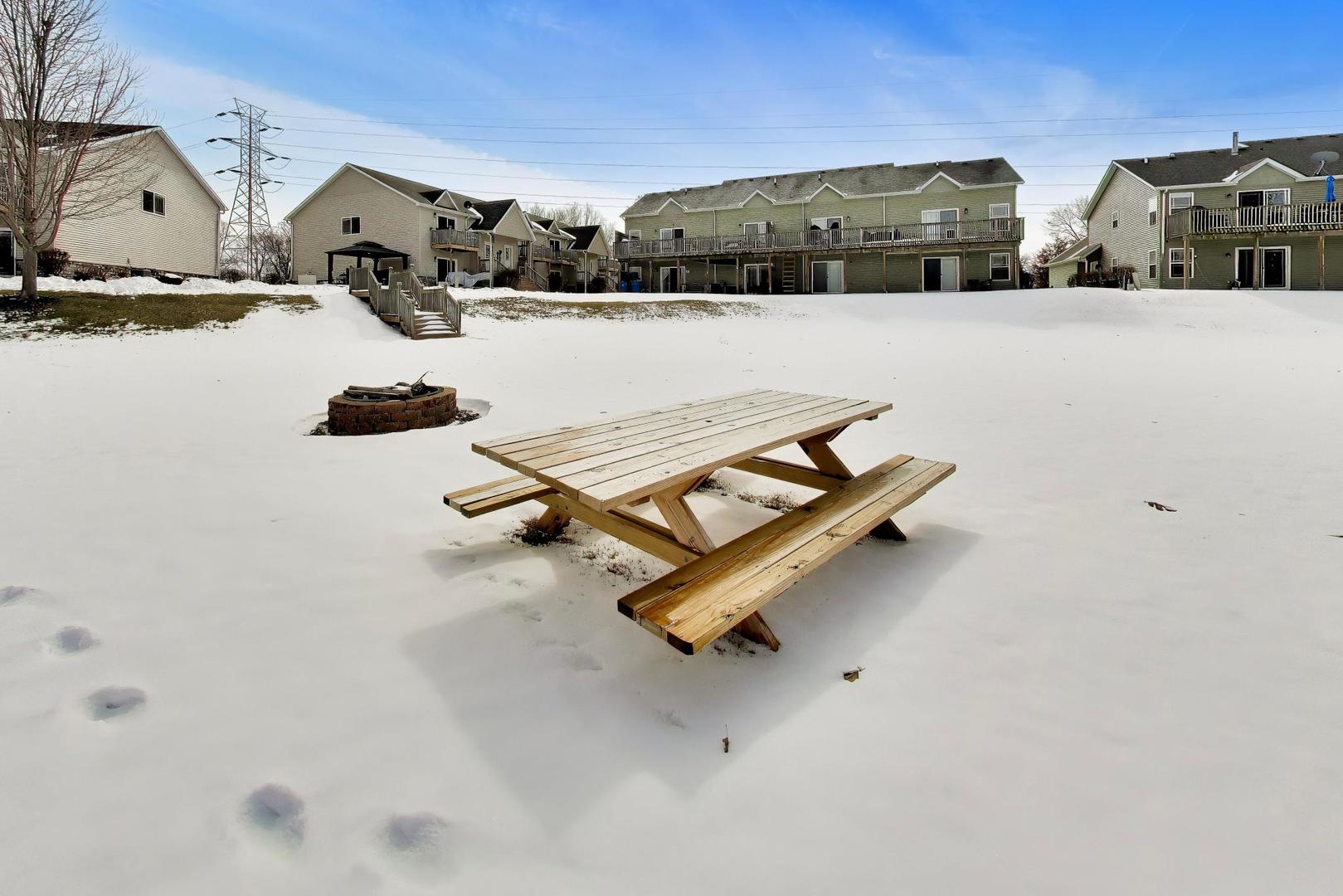 1715 W River Street #1715, Dixon, IL 61021