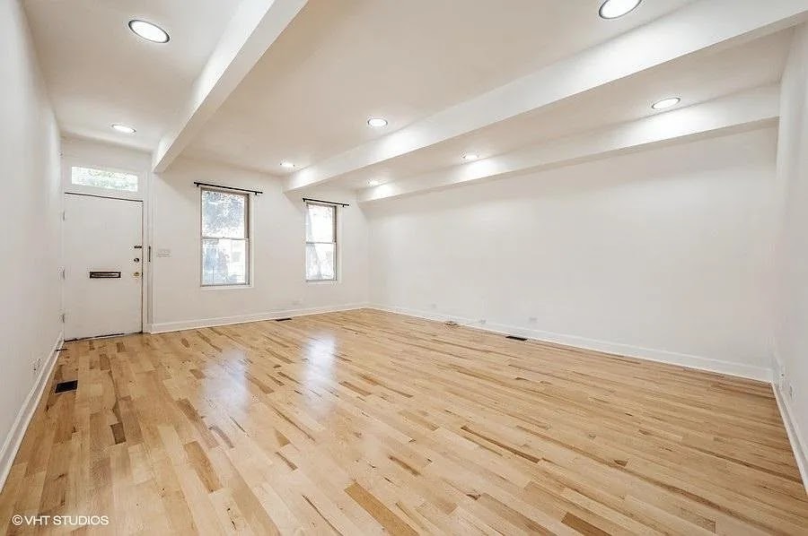 1945 W Thomas Street #1F, Chicago, IL 60622