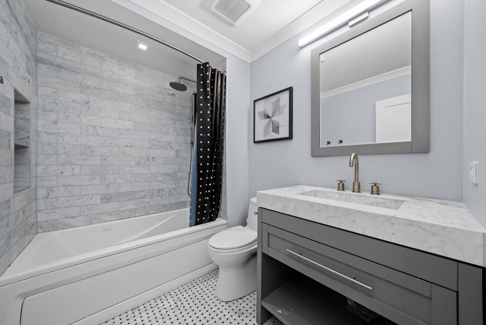 9748 Mill Drive #2E, Palos Park, IL 60464